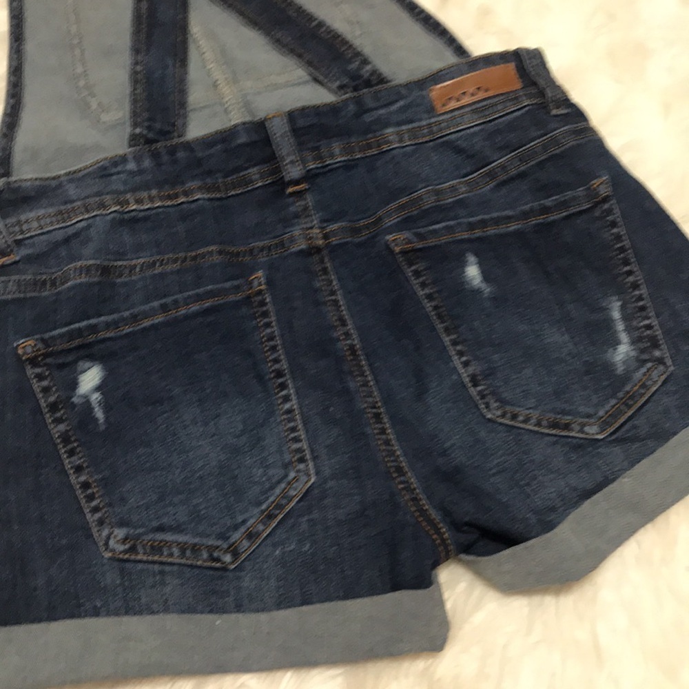 NWT Dollhouse Shortalls Denim Jean Shorts Sz 8 - Picture 9 of 14